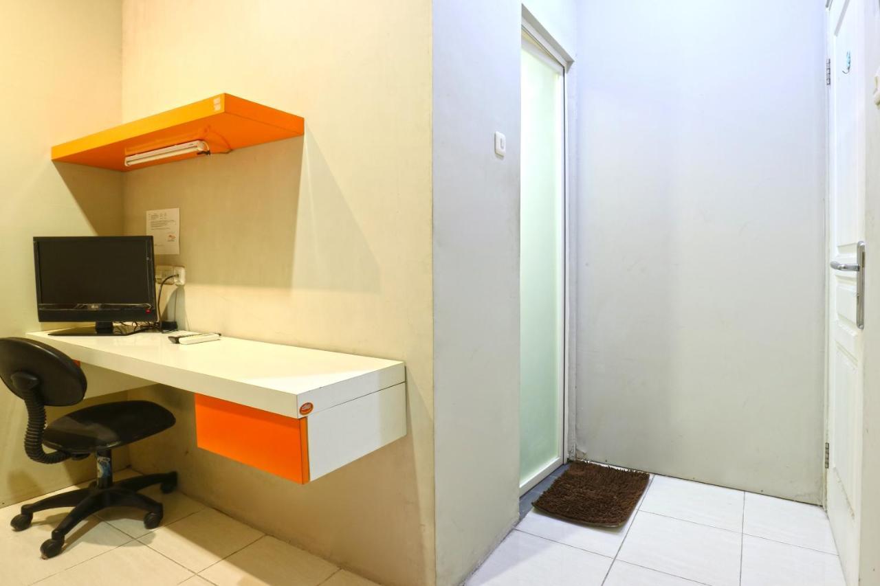 Oranje Gasthuis Hotel Surabaya Exterior foto